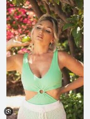 wild fable Mint Green Twist-Ring Crop Camisole/Bodysuit